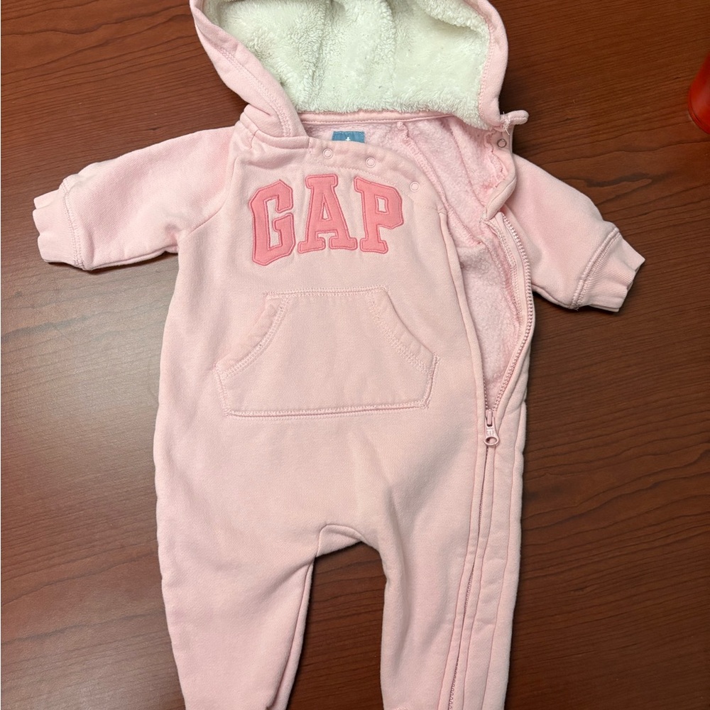 GAP Soft Pink Baby Hooded Outfit